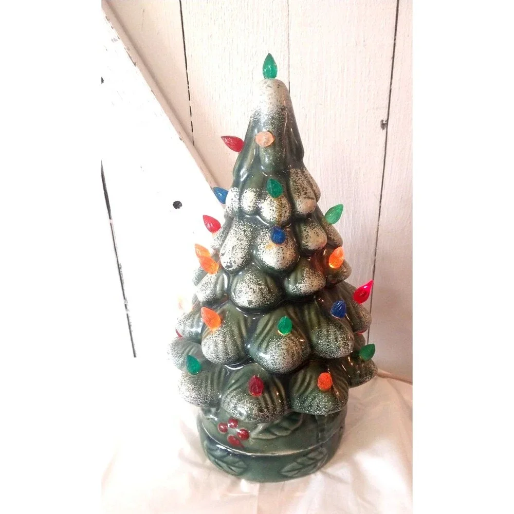 Vintage 1970’s Ceramic Flocked Christmas Tree & Holly Base & It Lights Up 11.5